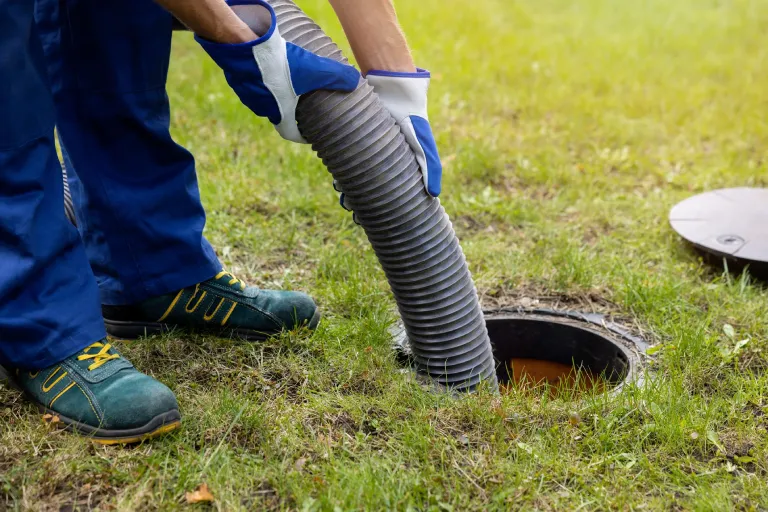 683d63c082573fc7930f3e4d 67bc37ed92e27e81ab505ea3 drain20in2c2525252520cleaning